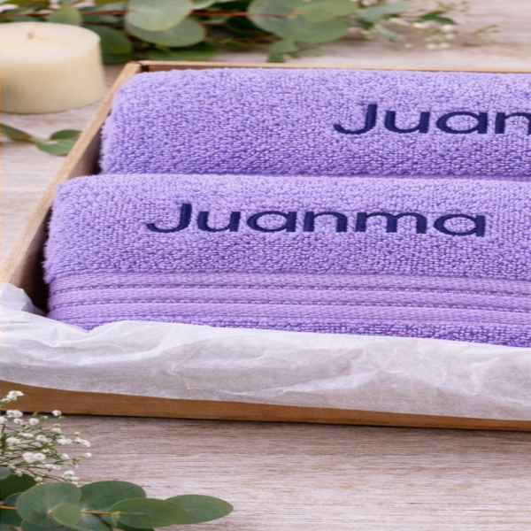 TOALLAS CON NOMBRE GRABADO
